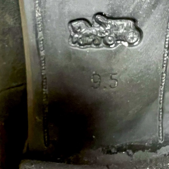 Coach Cassandra bootie in excellent condition black suede size 9.5 women’s - Picture 11 of 12